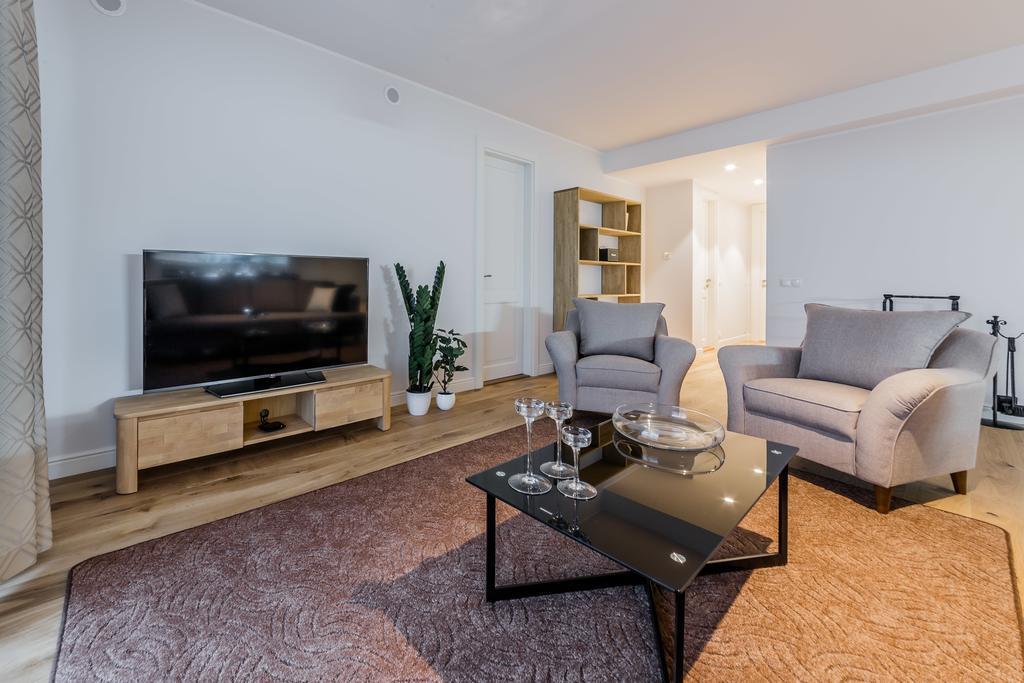 Pronksi 3 Apartments Tallinn Ruang foto