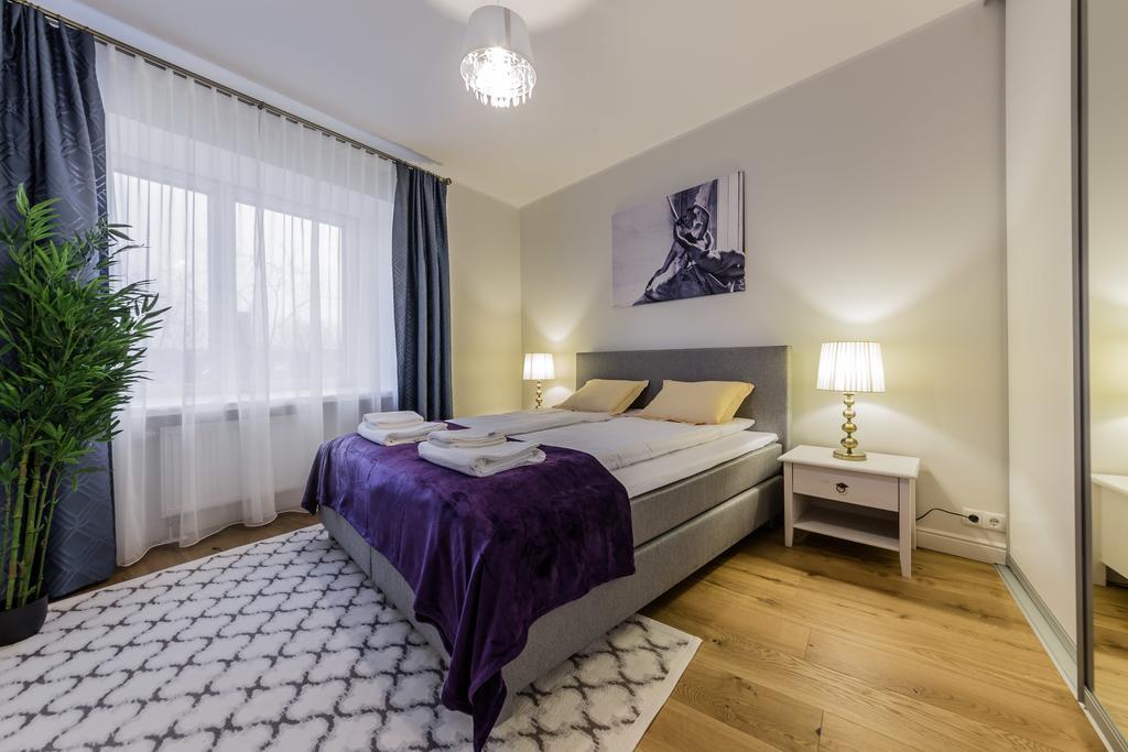Pronksi 3 Apartments Tallinn Bagian luar foto
