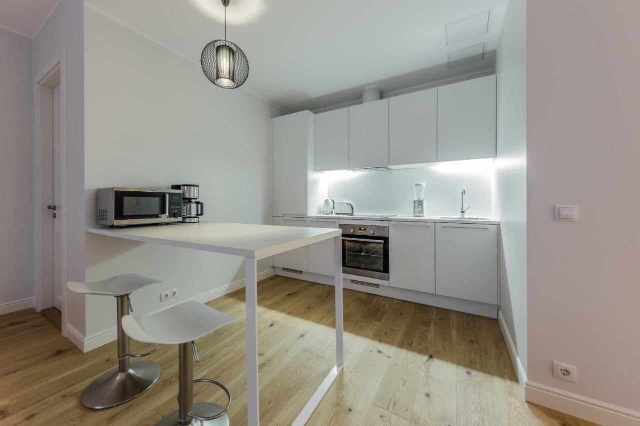 Pronksi 3 Apartments Tallinn Bagian luar foto
